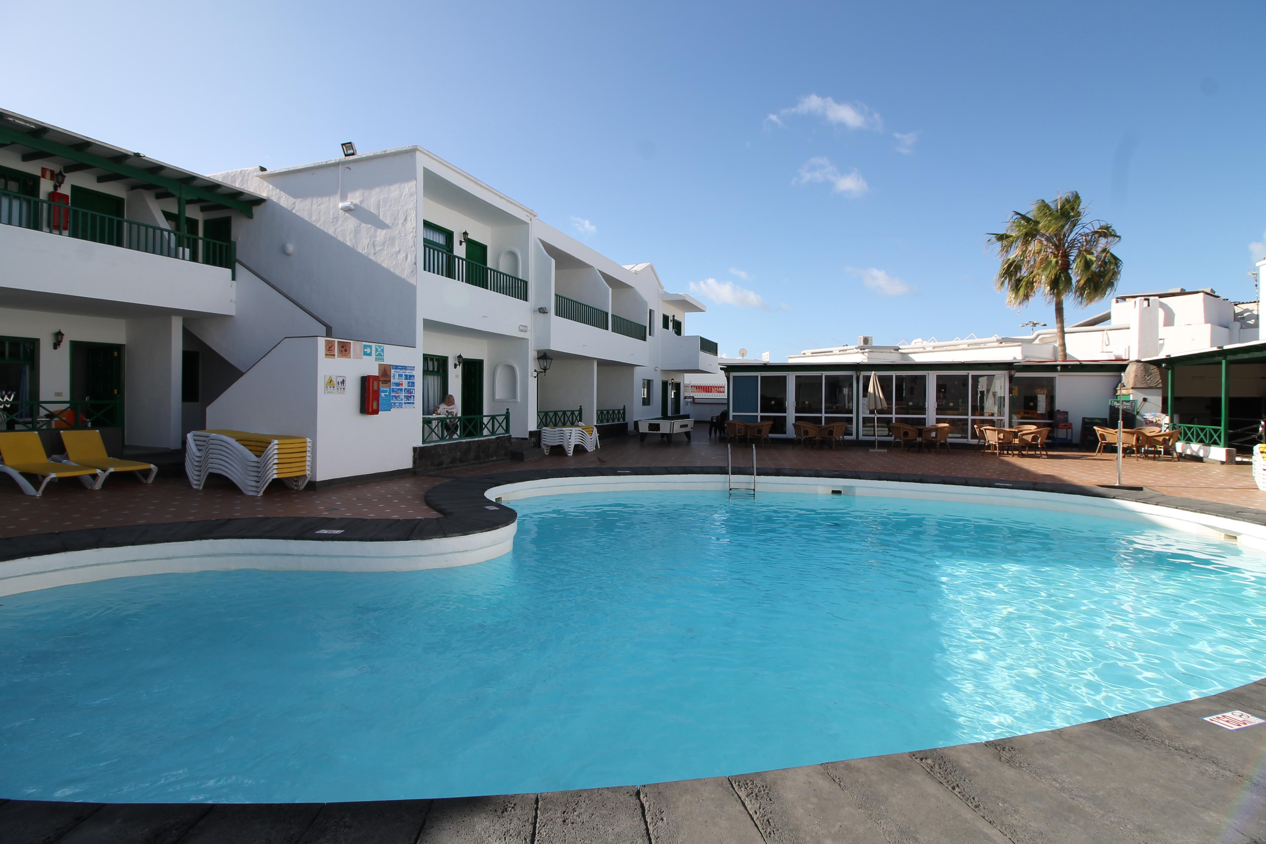 Apartamentos Elena Puerto del Carmen  Eksteriør billede