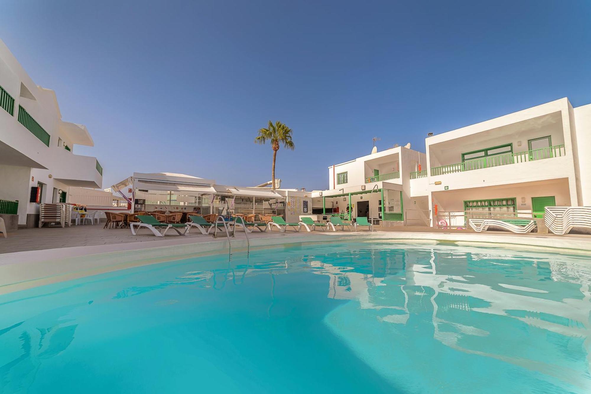 Apartamentos Elena Puerto del Carmen  Eksteriør billede